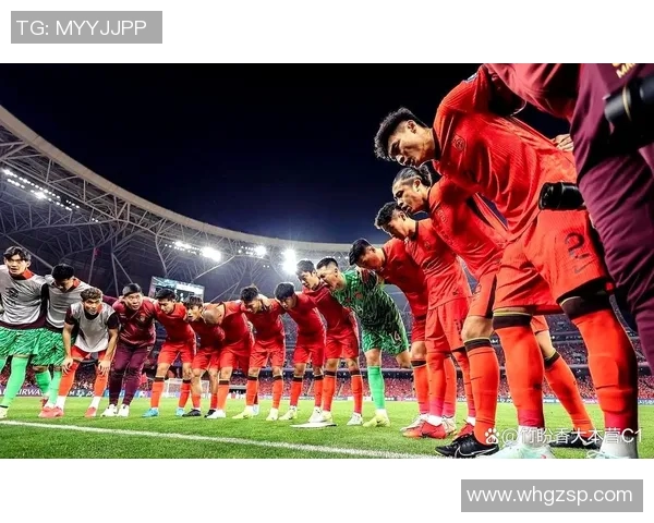 足球明星是否曾在央视亮相引发球迷热议与关注